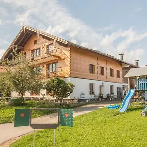 Bauernhof Ferienparadies Reifnhof, Riedering